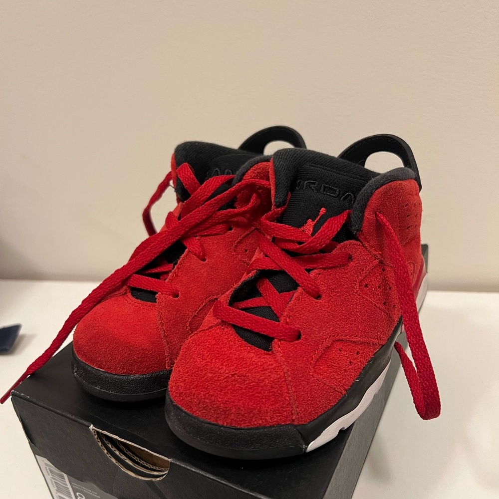 toddler 8c - Jordan 6